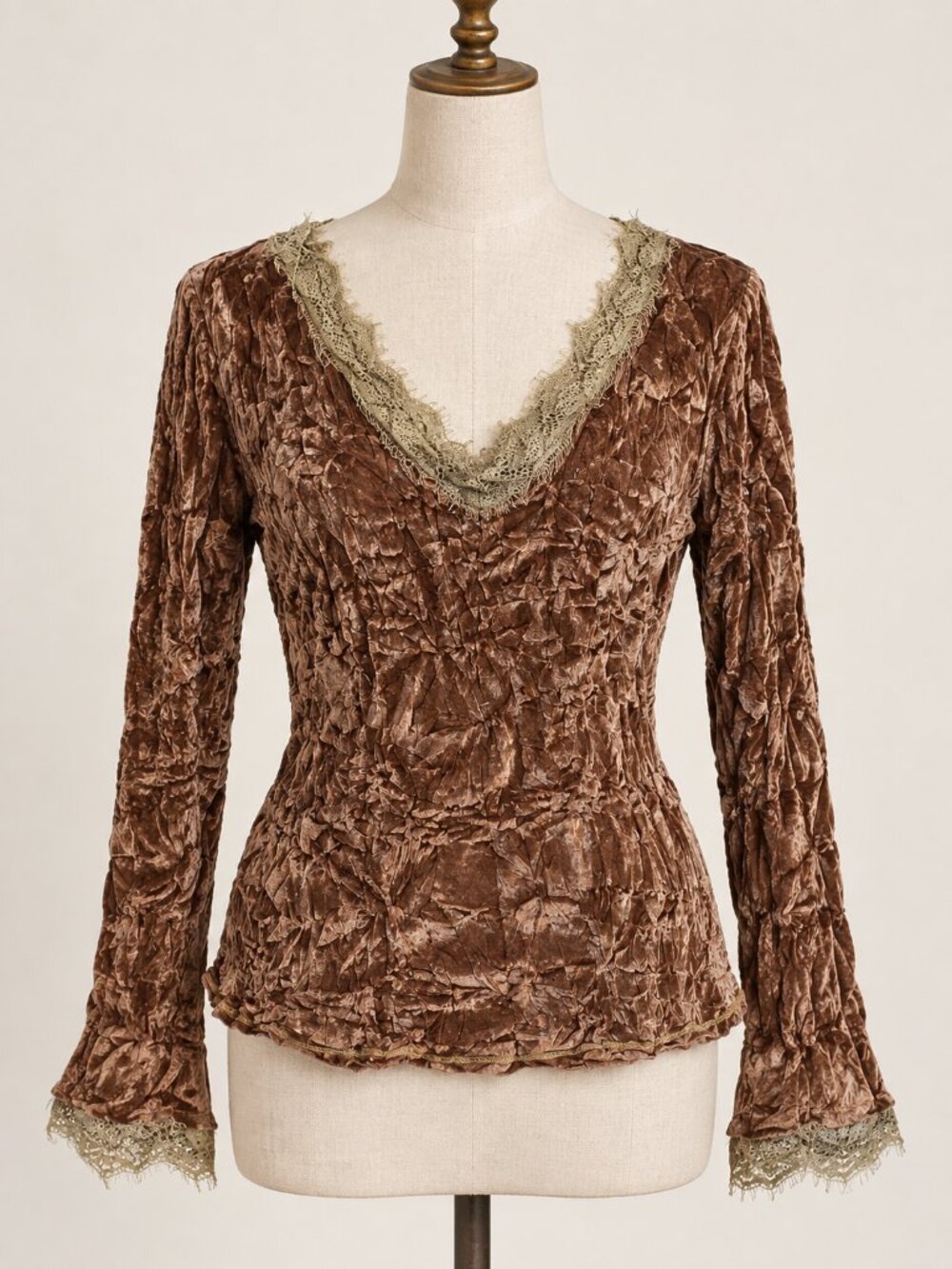 Vintage Y2K 90s Kisca by Komarov Crushed Velvet Lace Whimsigoth Long Sleeve Top - Picture 2 of 5